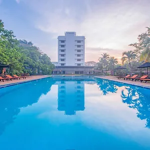 5* Hotel Vivanta Colombo, Airport Garden